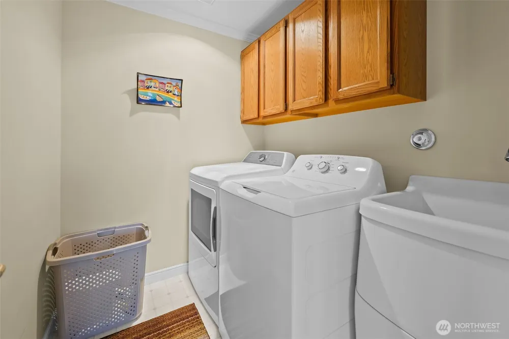 11711 NE North Shore Road Belfair, WA 98528