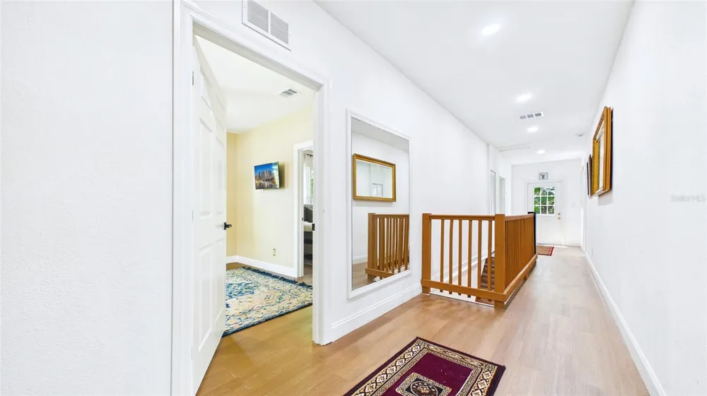 2610 W CYPRESS STREET Tampa, FL 33609