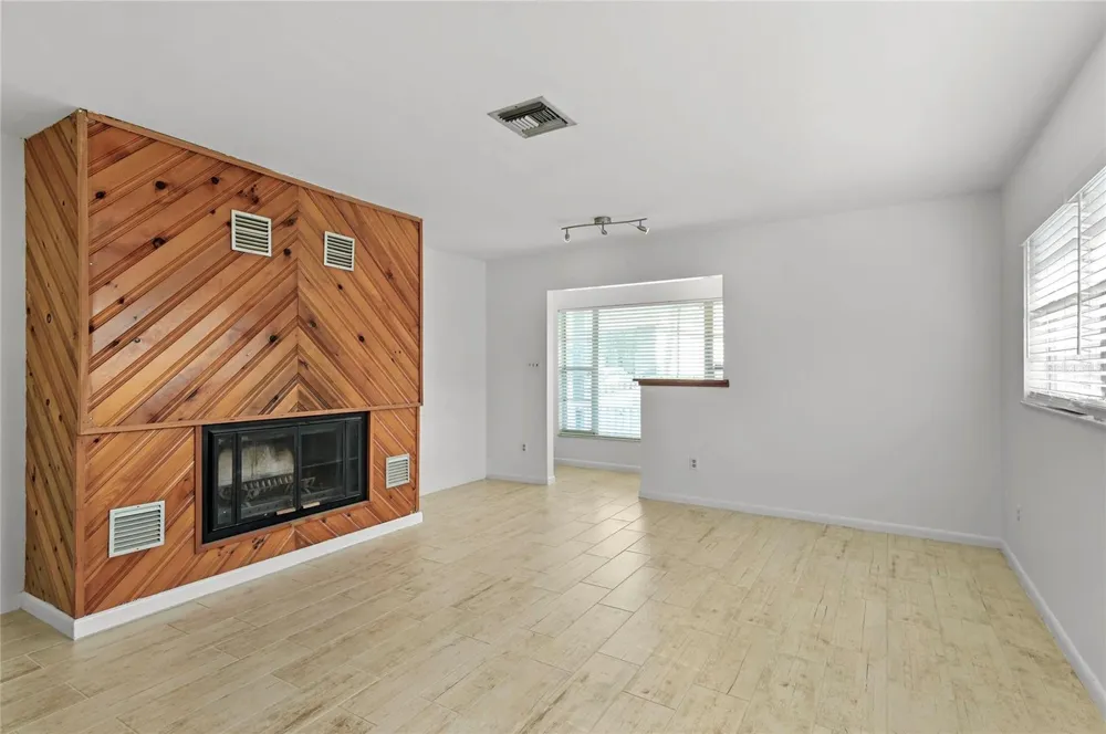 450 W CANTON AVENUE Winter Park, FL 32789