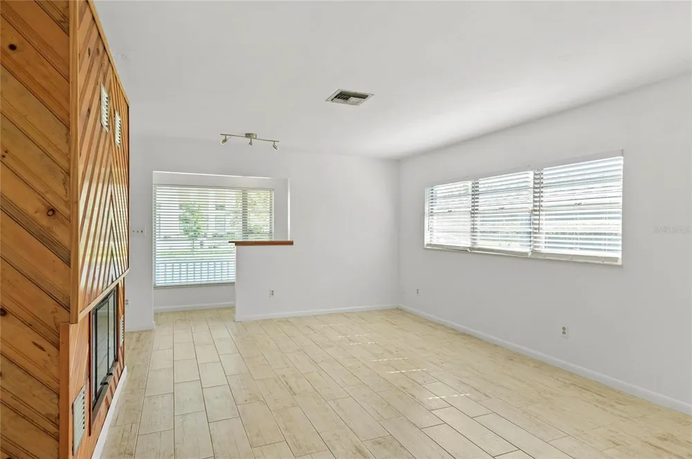 450 W CANTON AVENUE Winter Park, FL 32789