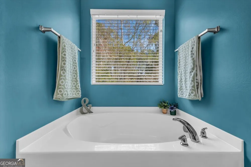 2 Crestview CIR Pooler, GA 31322