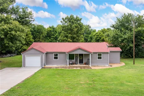 3216 Salmon Lane
