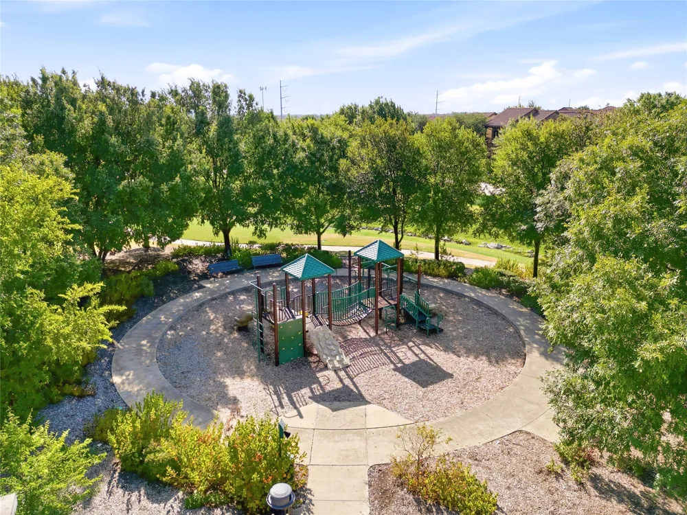 7124 Comal Drive Irving, TX 75039
