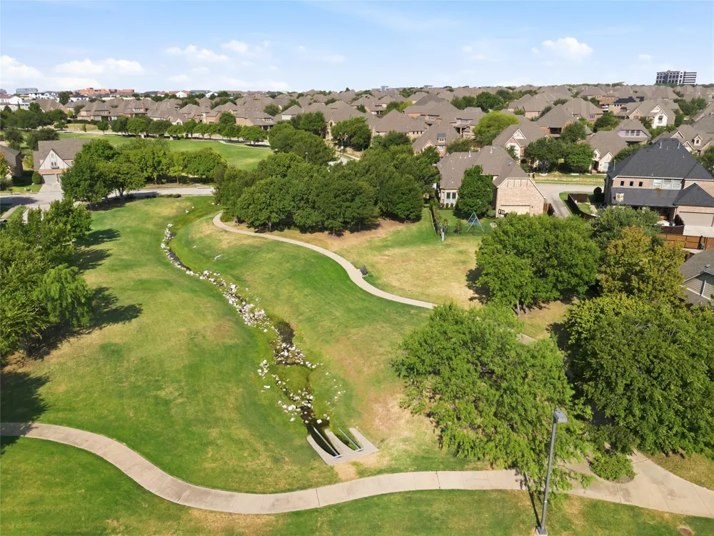 7124 Comal Drive Irving, TX 75039