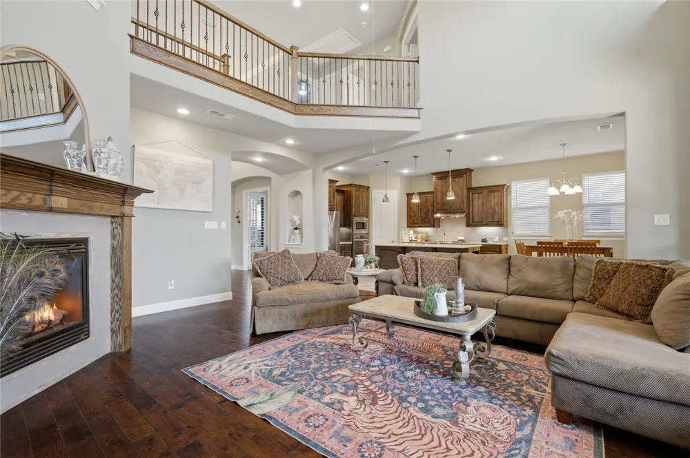 7124 Comal Drive Irving, TX 75039