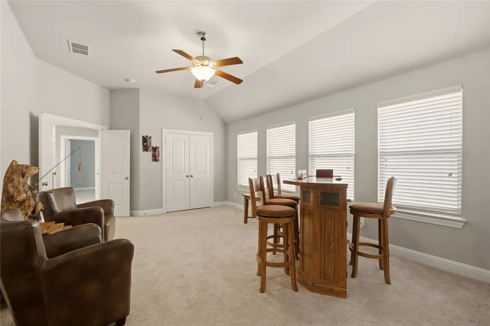 7124 Comal Drive Irving, TX 75039