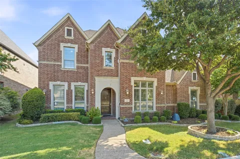 7124 Comal Drive
