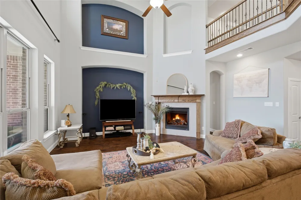 7124 Comal Drive Irving, TX 75039