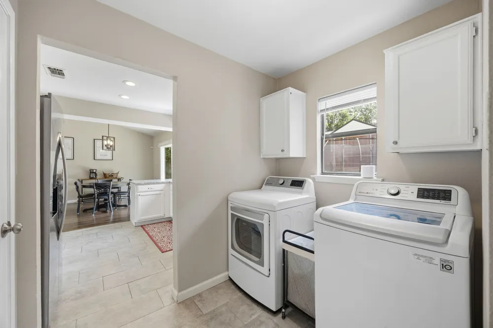 408 Thorn Wood Drive Euless, TX 76039