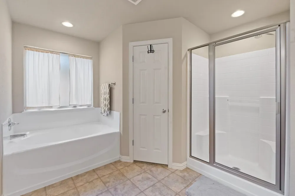 609 Jeffdale Drive Burleson, TX 76028