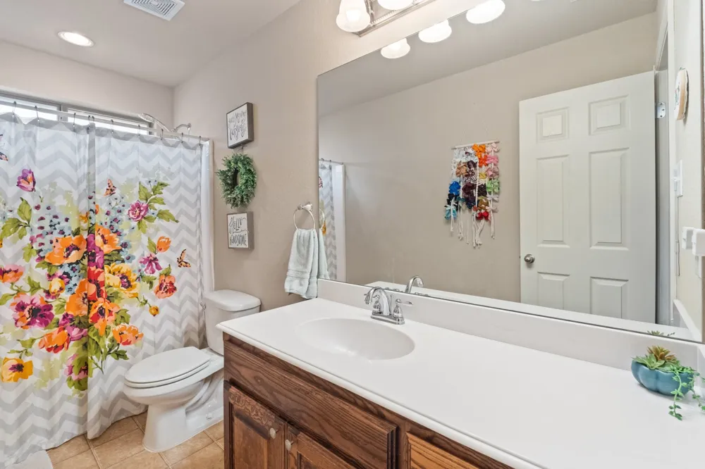 609 Jeffdale Drive Burleson, TX 76028
