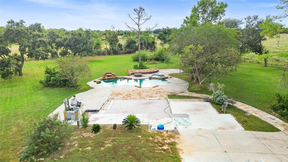 4003 Country Trails Street Alvin, TX 77511