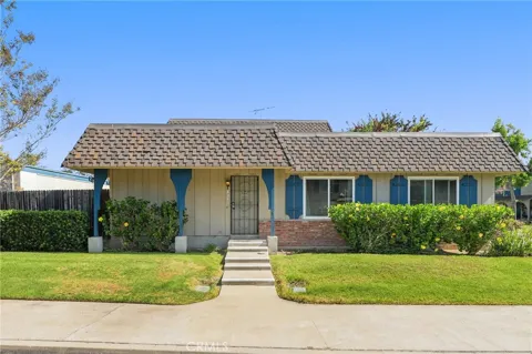 4361 Larwin Avenue