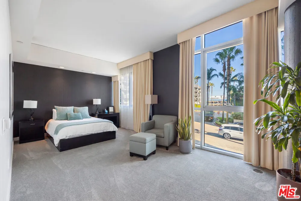 13650 MARINA POINTE DRIVE #1608 Marina del Rey, CA 90292