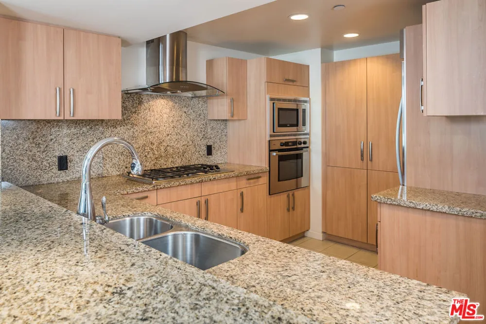 13650 MARINA POINTE DRIVE #1608 Marina del Rey, CA 90292