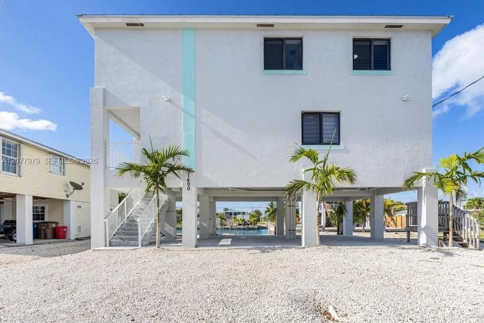 31490 Avenue F Big Pine, FL 33043