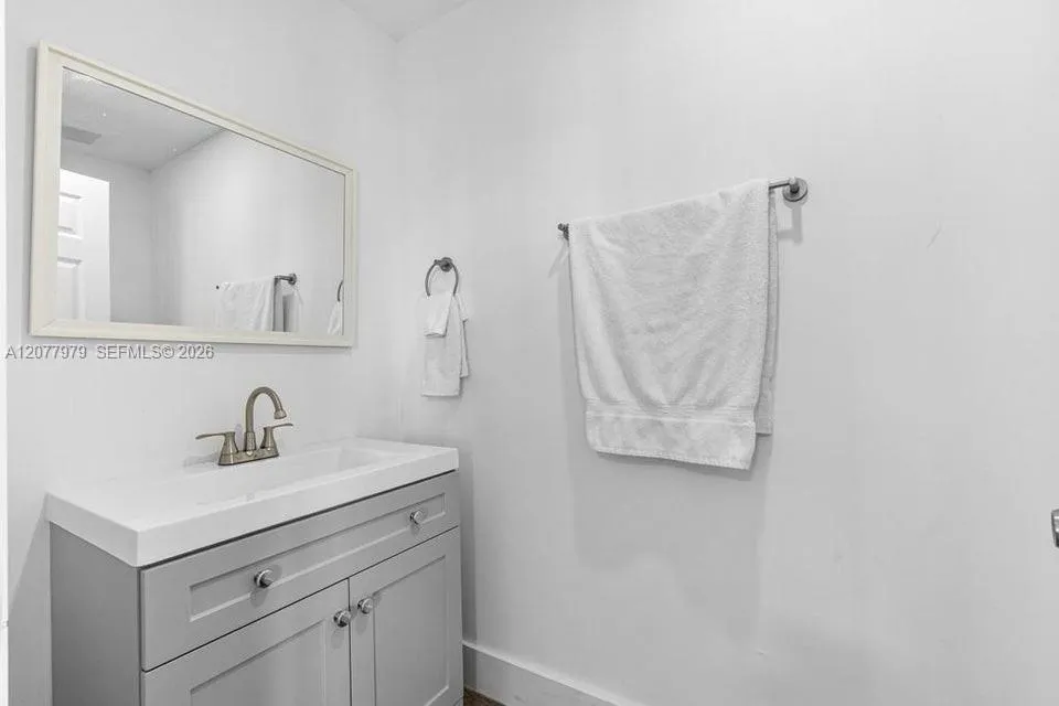 31490 Avenue F Big Pine, FL 33043