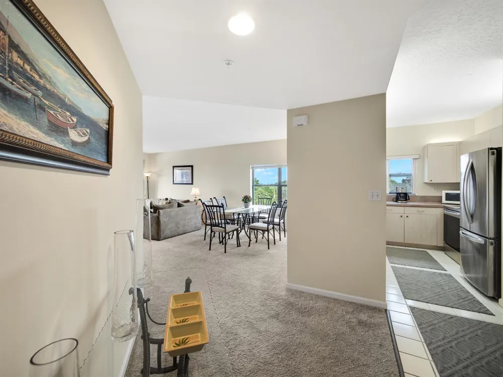 200 UNO LAGO DRIVE #405 Juno Beach, FL 33408