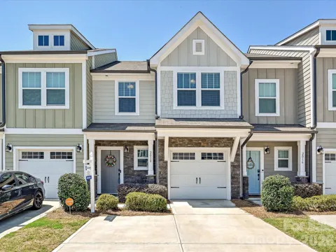 2018 Crooked Oak Lane