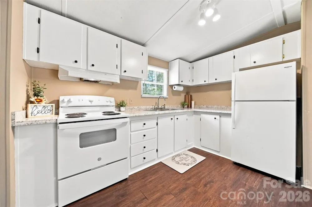 5668 Charlie Little Road Granite Falls, NC 28630