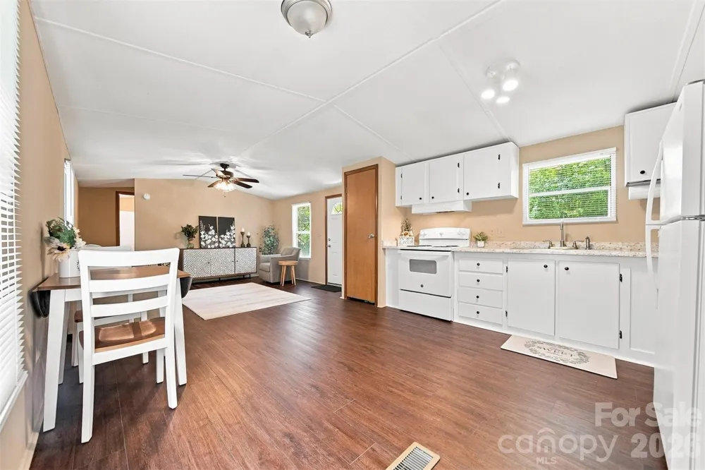 5668 Charlie Little Road Granite Falls, NC 28630