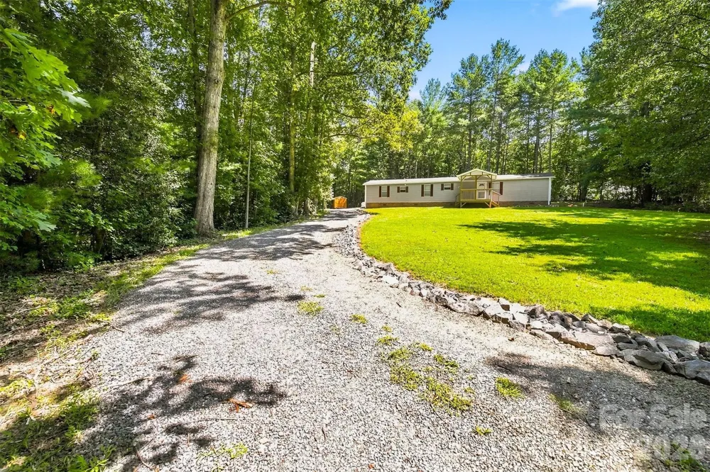 5668 Charlie Little Road Granite Falls, NC 28630