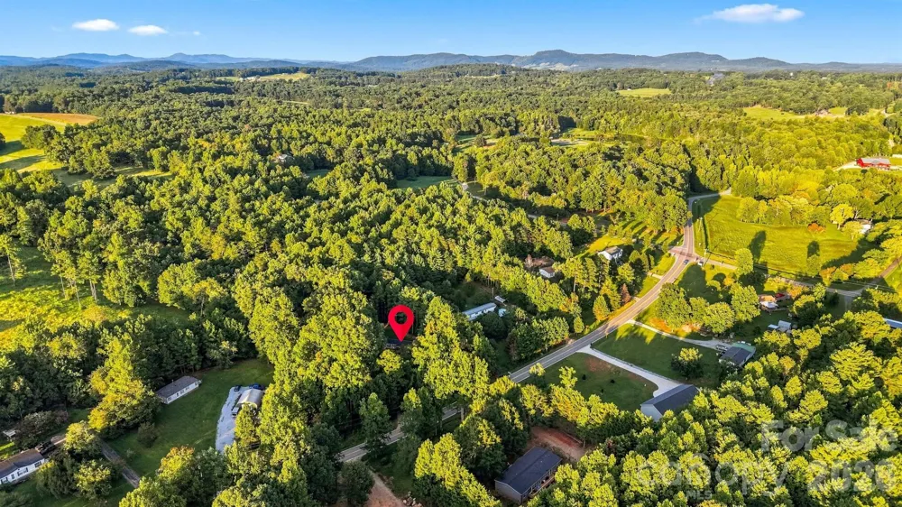 5668 Charlie Little Road Granite Falls, NC 28630