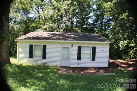 6791 Glover Lane
