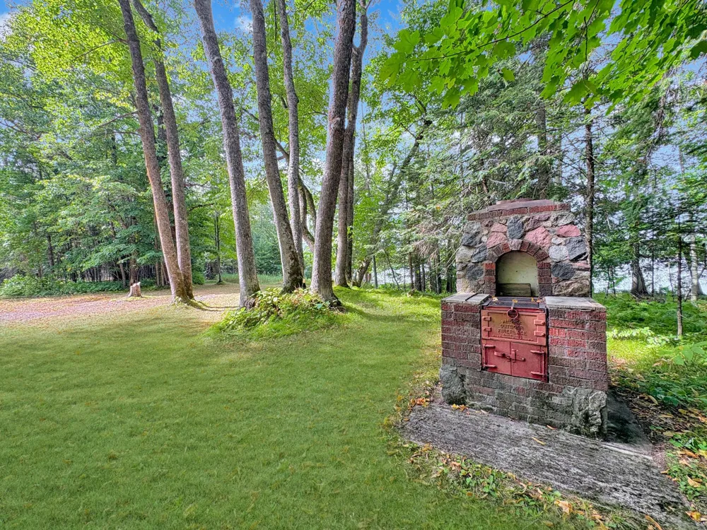 11921 S Ossman Road Solon Springs, WI 54873