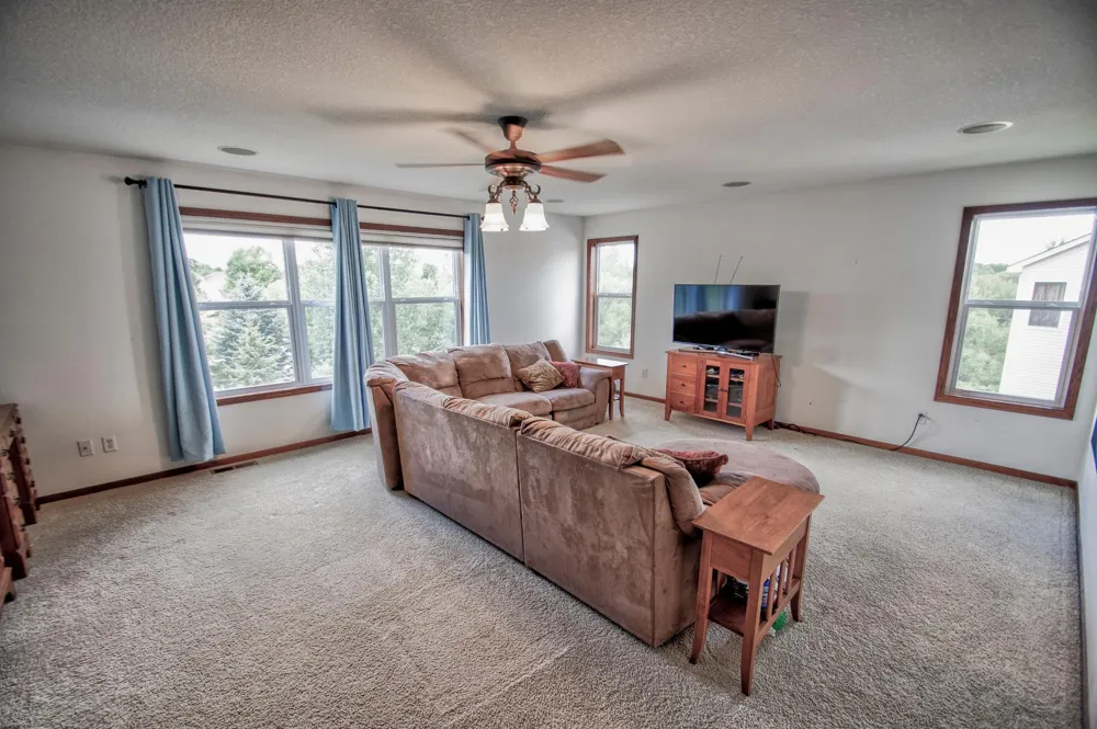 7243 Kimberly Lane Maple Grove, MN 55311