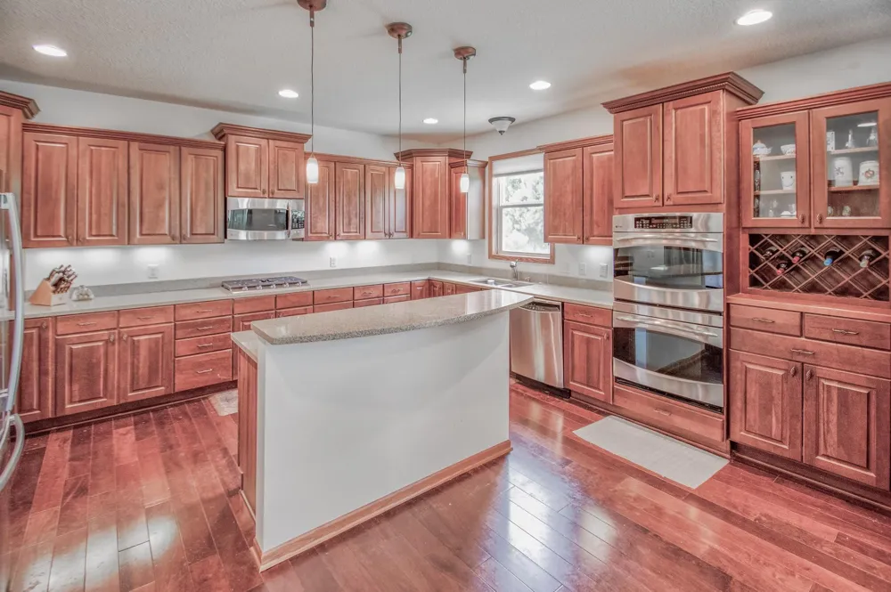 7243 Kimberly Lane Maple Grove, MN 55311