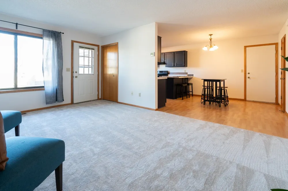 5425 Orleans Lane #6 Plymouth, MN 55442