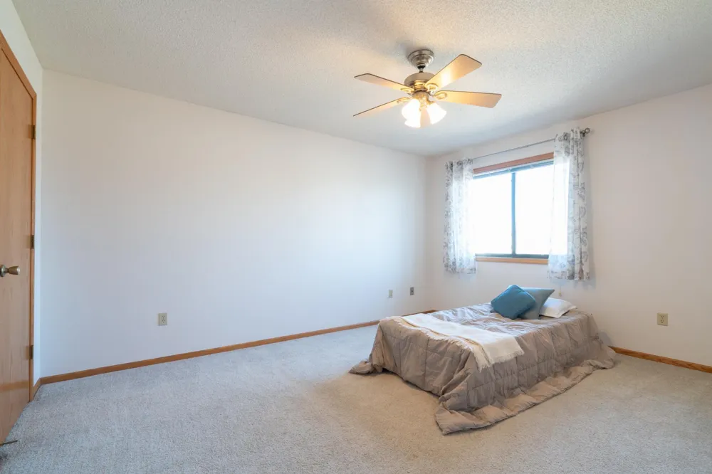 5425 Orleans Lane #6 Plymouth, MN 55442