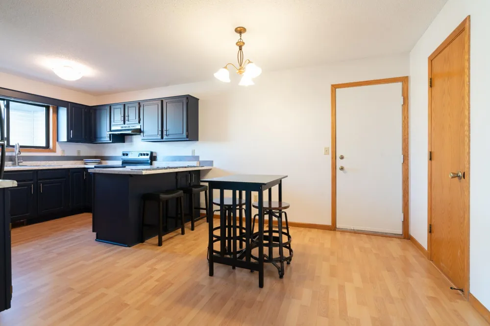 5425 Orleans Lane #6 Plymouth, MN 55442