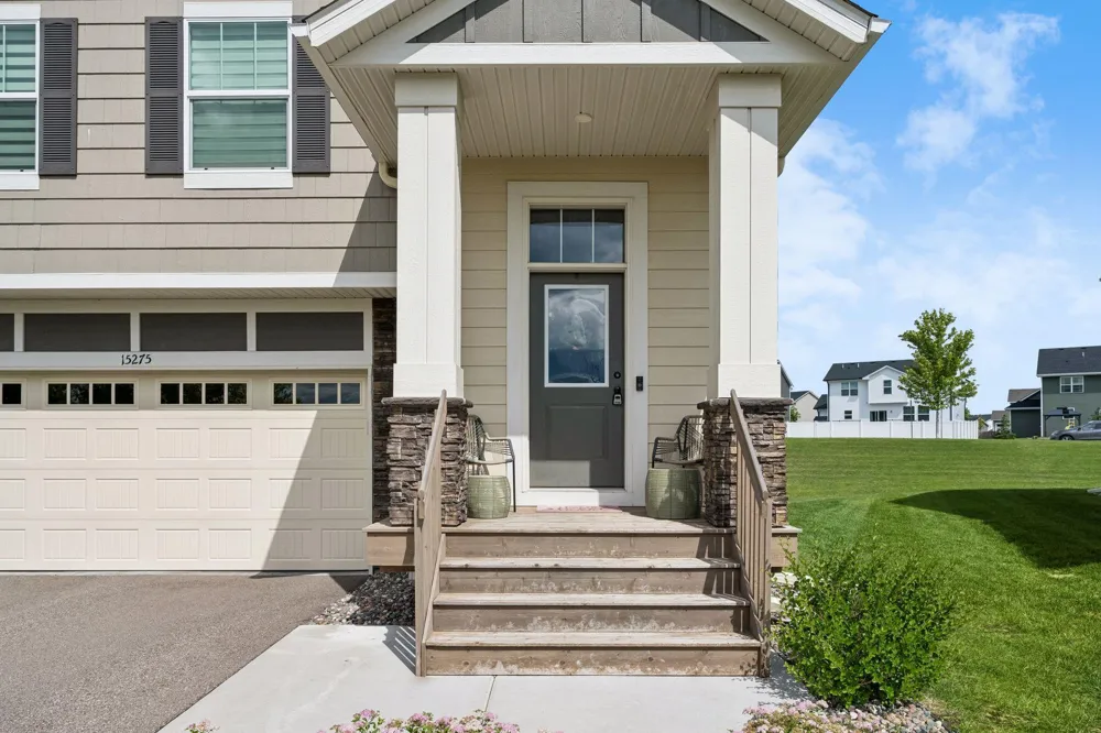 15275 Quintana Court NW Anoka, MN 55303