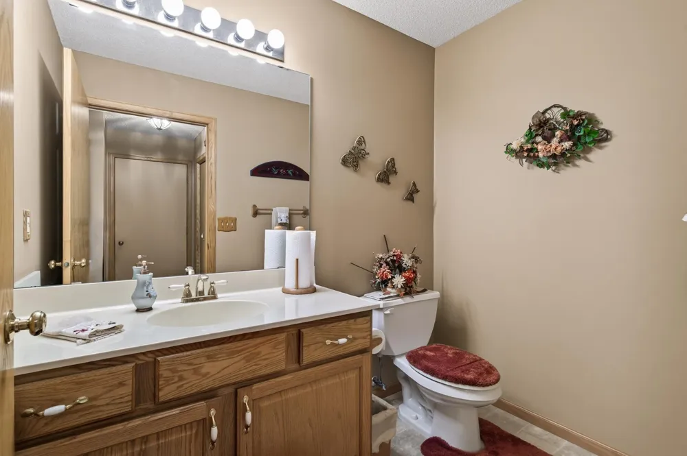 7867 Taylor Street NE Spring Lake Park, MN 55432
