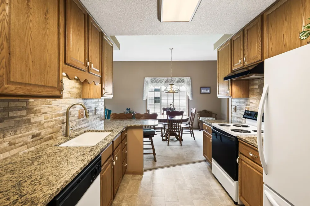 7867 Taylor Street NE Spring Lake Park, MN 55432