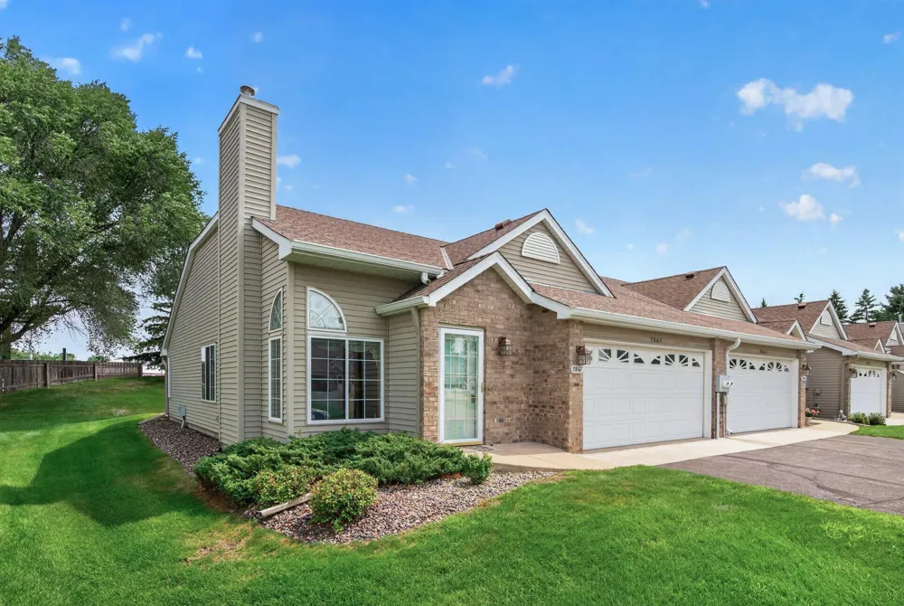 7867 Taylor Street NE Spring Lake Park, MN 55432