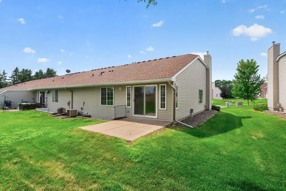 7867 Taylor Street NE Spring Lake Park, MN 55432