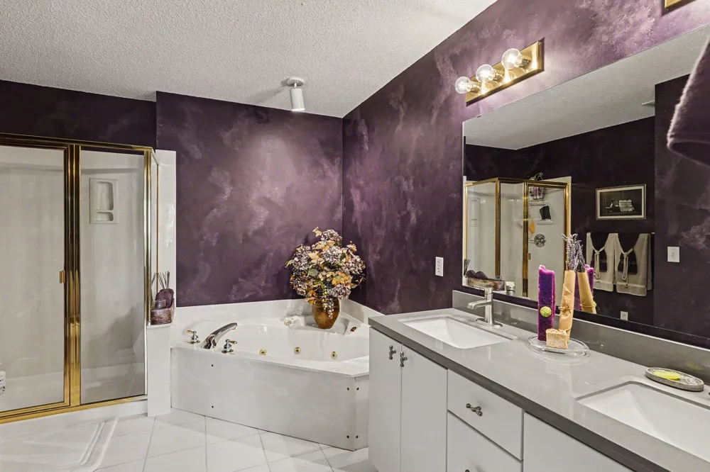 13815 Falcon Avenue Apple Valley, MN 55124