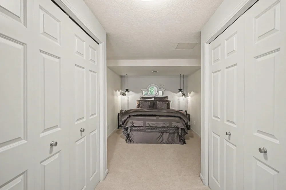 13815 Falcon Avenue Apple Valley, MN 55124