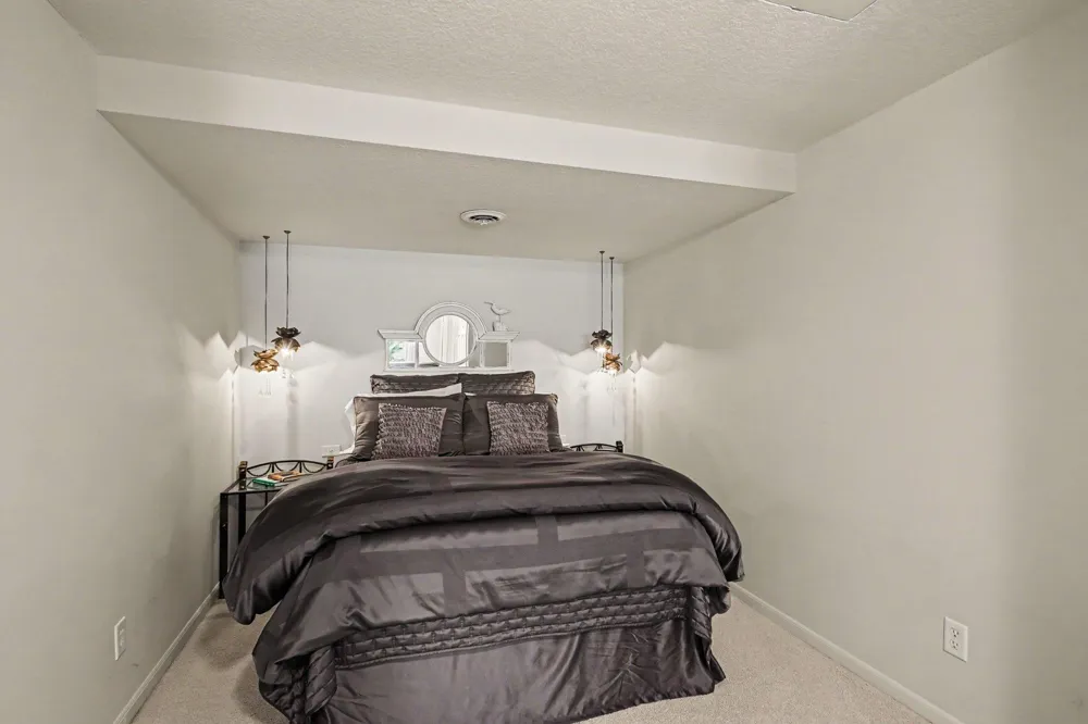 13815 Falcon Avenue Apple Valley, MN 55124