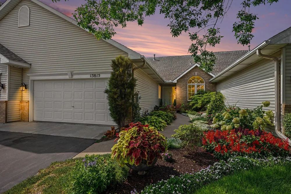 13815 Falcon Avenue Apple Valley, MN 55124