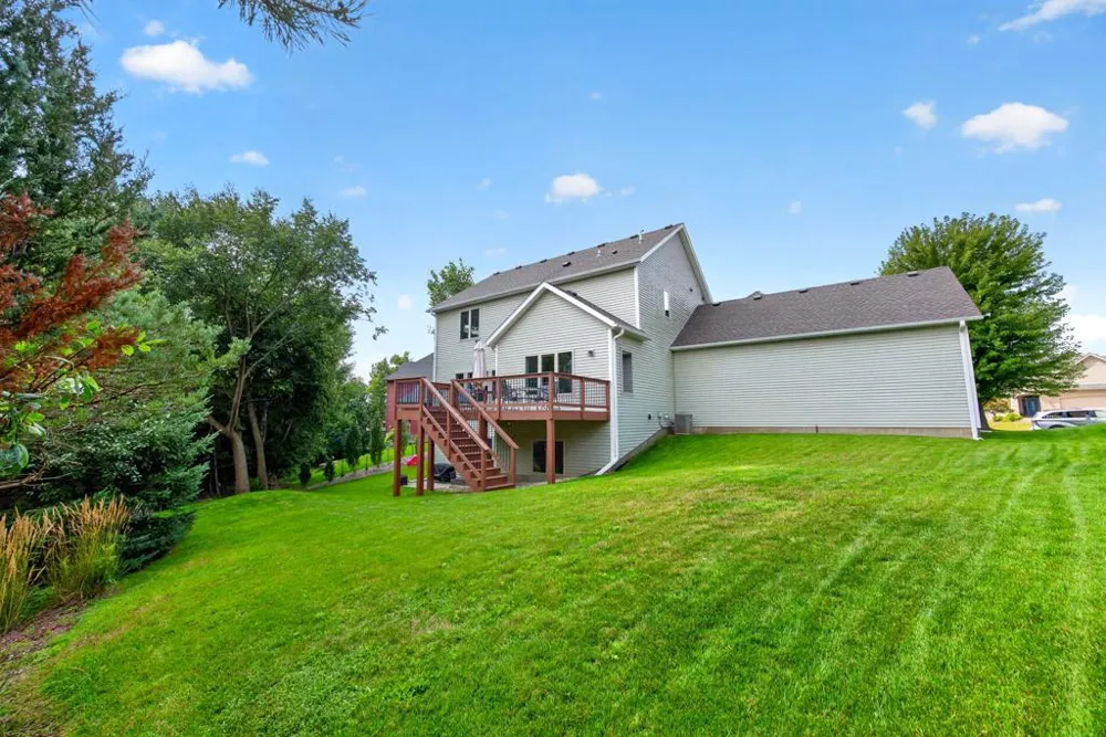 1441 Echo Ridge Road SW Rochester, MN 55902