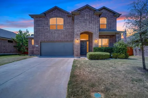 1104 Larkspur Lane