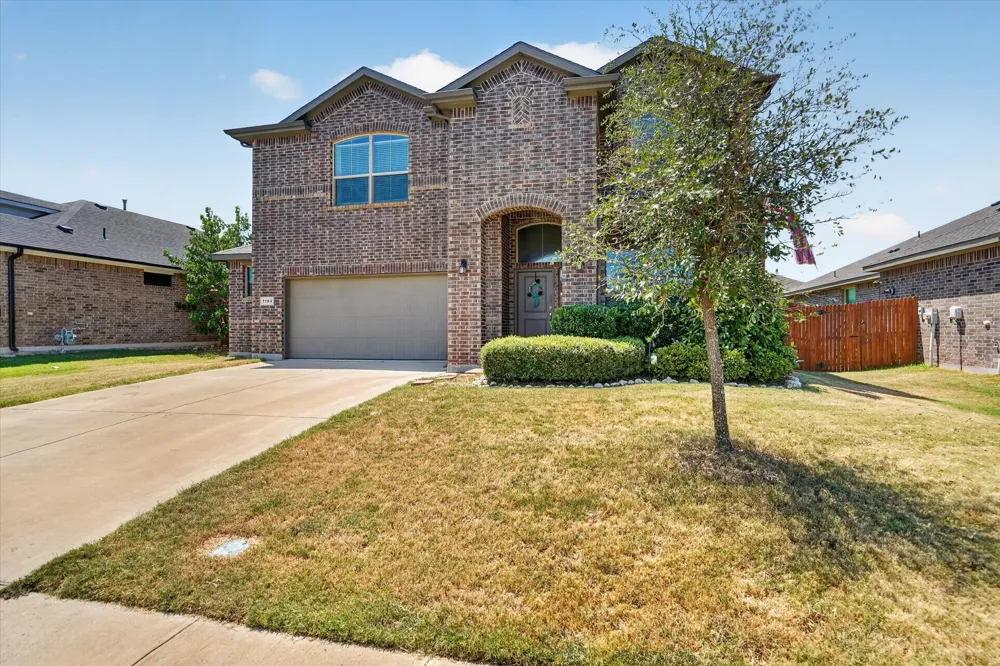 1104 Larkspur Lane Cleburne, TX 76033