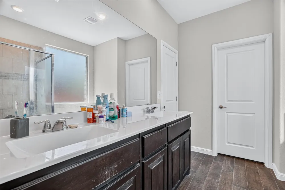 1104 Larkspur Lane Cleburne, TX 76033