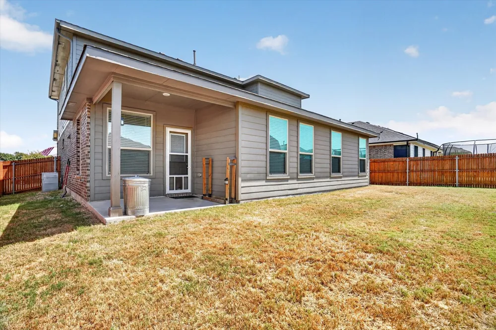 1104 Larkspur Lane Cleburne, TX 76033