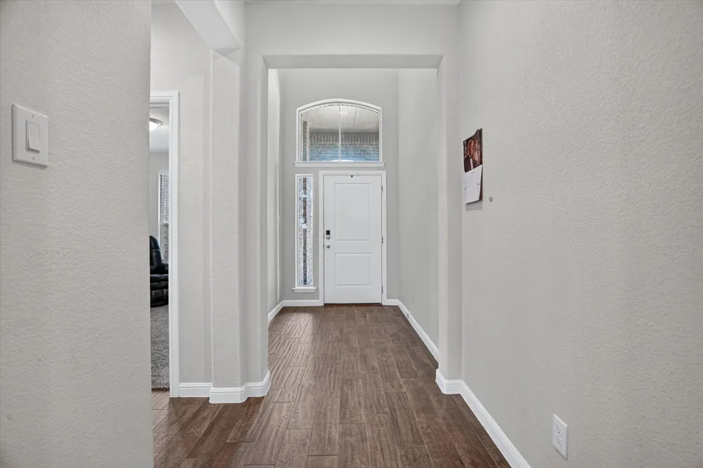 1104 Larkspur Lane Cleburne, TX 76033