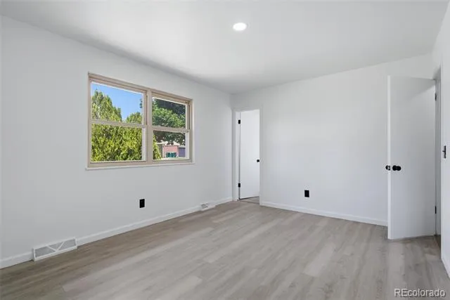 4660 S Idalia Street Aurora, CO 80015